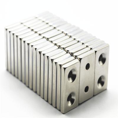 China Industrial Magnet Wholesale Price Hot Selling Small Magnet With Hole for sale