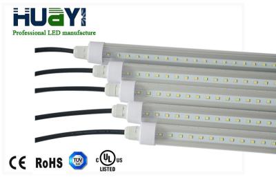 China Dimmable 6000K IP65 refresca el tubo fluorescente blanco de 22W LED para la iluminación de las aves de corral en venta