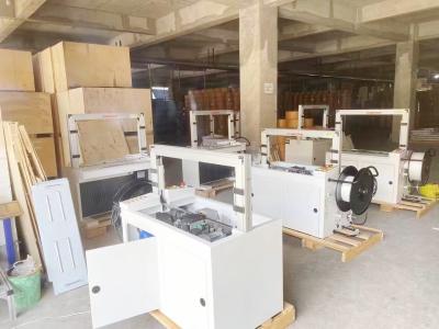 China Carton Box 350W Semi Automatic Strapping Machine 60KG Tension Semi-Automatic Strapping Machine for Plastic PP Strap for sale