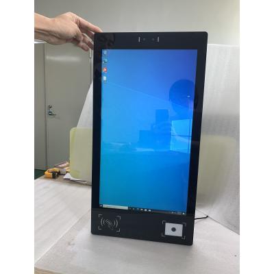 China Selbstbedienungsterminal Kiosk 18,5 Zoll 19 Zoll Industrie-Panel PC Touchscreen mit Webcam RFID Reader QR Scanner zu verkaufen