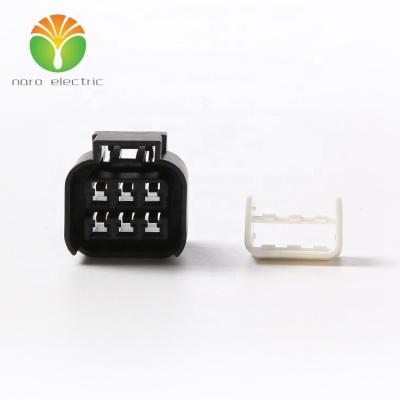 China DJ7061-2.8-21 Automotive Waterproof 6 Pin Black PBT Automotive Electrical Plug With Lock For Car Wire Harness for sale