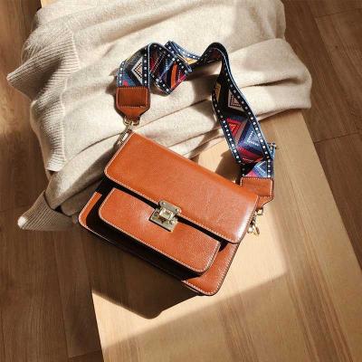 China Daily Life Whip Style Leather Durable And High Quality Powerful Retro Square Cross - Body Handbags for sale