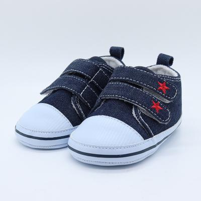 China 2021 Fashionable Massage Kids Shoes Canvas Anti Slip Shoes For Baby for sale