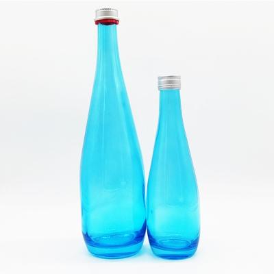 China 350ml 750ml Clear Glass Water Bottle Custom Color Spray for Super Flint Glass Material for sale