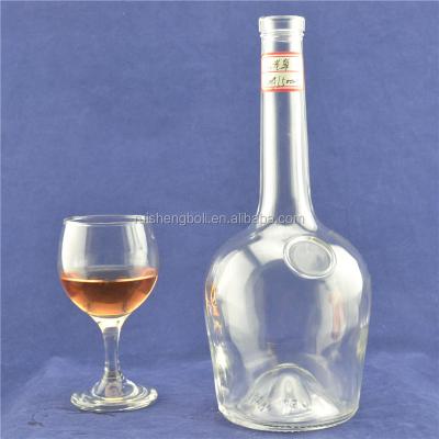 China Custom Size Flint Glass Bottle for Limoncello Decal Surface and Crystal Material for sale