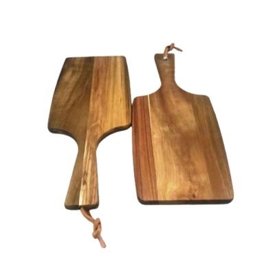 China 2 Piece Wooden Paddle Shape Acacia Wooden Cheese Chopper Serving Board Viable Kitchen Cutting Board for sale