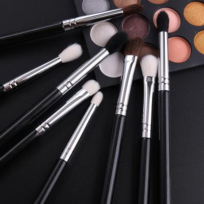 China Angular Blush IPRESTA 8pcs Cruelty Free Black Handle Tube Pony Hair 8pcs Silver Eyeshadow Makeup Brush Set for sale