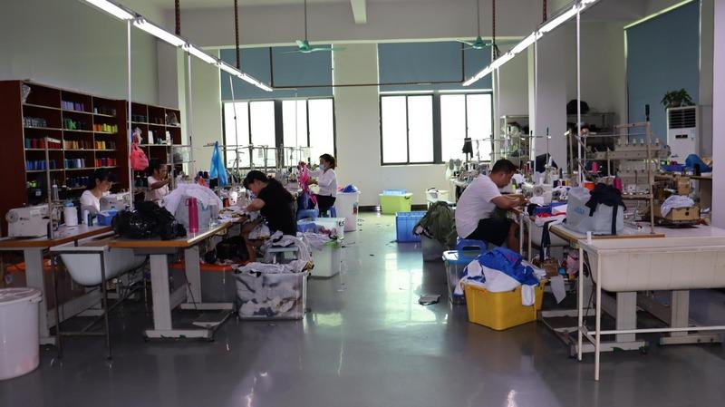 Verified China supplier - Dongguan City Vick Sportswear Co., Ltd.