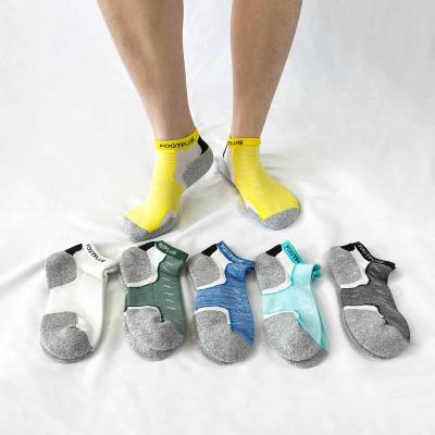 China Custom Made Breathable Cushioned Athletic Ankle Socks Athletic Running Socks Men for sale