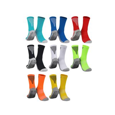 China Wholesale Breathable Terry Thick Sweat Absorbing Breathable Mesh Custom Logo Grips Socks In Summer Mens Crew Sports Socks for sale