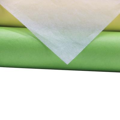 Cina Customizable designed Breathable color tissue paper wrapping paper white extrem-thin wrapping tissue paper in vendita