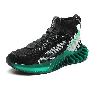 China New fashion trend fashion sneakers men's casual sports shoes famous brand running shoes running shoes for sale