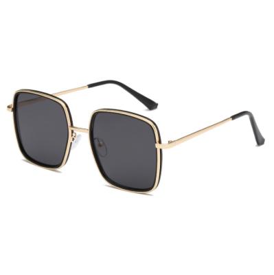 China Fashion Sunglasses Wholesale Square Oversized Polarized Trendy Sunglasses Designer Sunglasses for Women and Men for sale