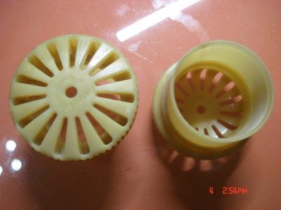 China Professional Custom Auto Parts Mould Service Machinery Cover Part / Plastic Injection Mould for sale