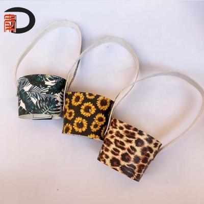 China Sustainable Customized PU Leather Coffee Cups And Coasters Sleeve Cup Cover for sale