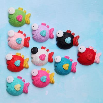 China Yiwu global insheen the painting handmade bubble fish flatback resin cabochons cute brooch earring jewelry making for sale