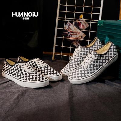 China H20823 HUANQIU Unisex Anti-slippery Cloth Campus Boys Comfortable Casual Comfortable Breathable Canvas Shoes for sale