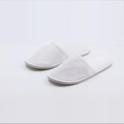 China Non Slip Disposable Guest Slippers Disposable Foam Slipper Slippers For Hotels for sale