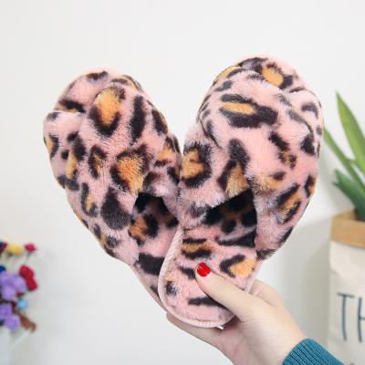 China Fashion trend woman fur slipper for women original faux fur mink slippers for women fur winter slippers for sale