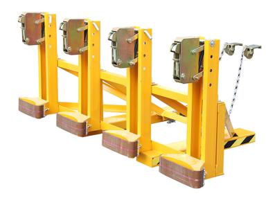 China Mechanische festklemmende einzelne Eagle Grip Forklift Drum Grabber Belastbarkeit 500kg X4 DG2000A zu verkaufen