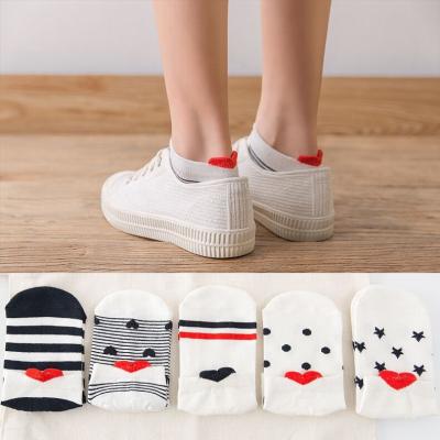 China Women's 5-Pack QUICK DRY QUICK DRY Cut Out Cute Red White Casual Low Booty Heart Socks Movelty Sizes 5-9 for sale