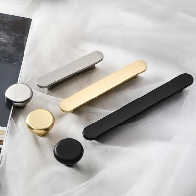 China Modern Luxury Gold Metal Pull Handles Modern Luxury Metal Candle Pull Cupboard Drawer Window Cabinet Door Knobs Bar Handle for Kitchen for sale