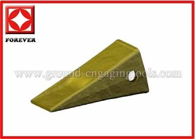 China 1U3302 Caterpillar denominam o dente padrão da cubeta da sujeira para uma série J300; toma um pino 9J2308 e um retentor sleeved 8E6259 à venda