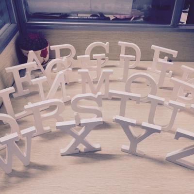 China Wholesale Europe Wooden Letters Wedding Props DIY Home Craft Decoration English Wooden Alphabet for sale