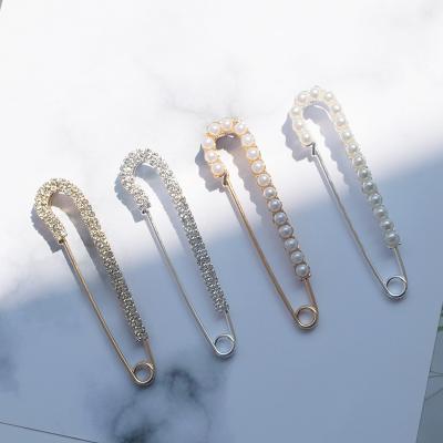 China Luxury Brooches Pin Jewish Religious Crystal Brooch Pins New Style Luxury Crystal Brooch Sweater Safety Big for sale