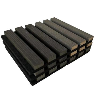 China 21 mm Holz-Slat-Akustische Platte mit PET und Veneer Akupanel für Büro-Haus zu verkaufen