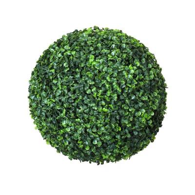 China Latest Hot Selling Environmentally Friendly Milan Grass Decoration Indoor Outdoor Artificial Grass Ball Ceiling Hanging Artificial Ball for sale