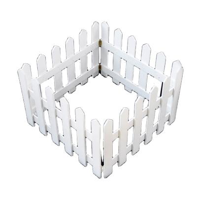 China Easily Assembled White Anti-Corrosion Solid Meichen Fence Outdoor Wooden Props Shopping Mall Holiday Decorations Fence Gift Box for sale