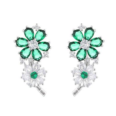 China TRENDY Exquisite elegant Inlaid emerald flower earrings diamond jewelry earrings Valentine's day gift ladies earrings for sale