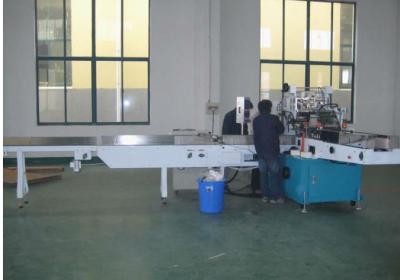 China Plastic Film Facial Tissue Packing Machine For Napkin Tissue , High Efficiency for sale