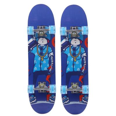 China SHENGCHI Youth Complete Skateboard 7 Layers Maple Wood Skateboard Deck for Extreme Sports and Outdoors for sale