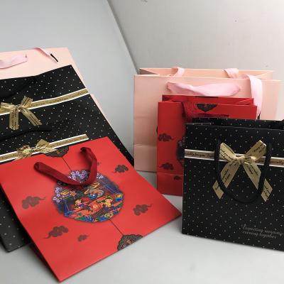 China 2021 Christmas Chart Paper Bag Handmade Sealable Origami Prints Your Own Designs Paper Bag for sale