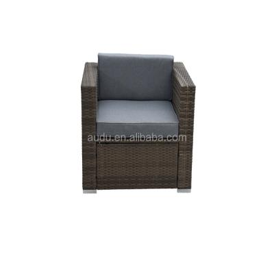 China KD Modular Wicker Rattan Club Garden Single Man Sofa For Outdoor for sale