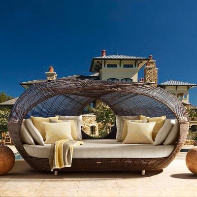 China New Modern Poolside Patio Rattan Outdoor Furniture Garden Set Convertible Lounge Daybed for sale