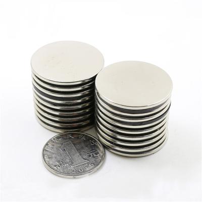 China Industrial Permanent Magnet High Performance NdFeB Round Magnet for sale