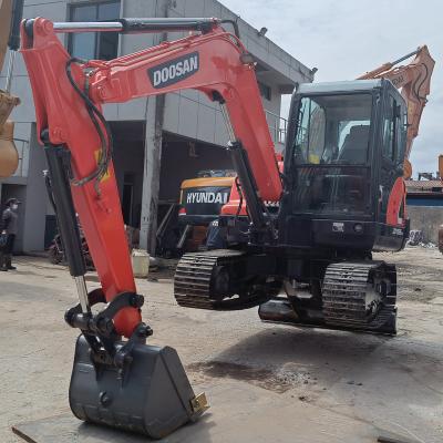 China Building\agriculture\construction mini excavator DX55 dh55 dx60 5ton 6ton Doosan used excavators with cheap price for sale