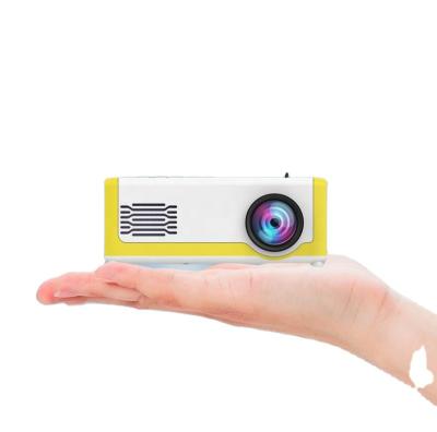 China Pico Factory Wholesale Mini Portable M1 Mobile Phone Projector Support Mobile Phones Radio/Cable Mirroring LCD Projector for sale