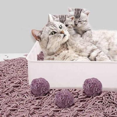 China ISO9001 Certified Lavender Cat Litter with Strong Odor Control and High Absorbency for sale