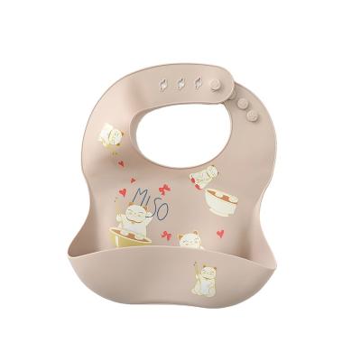 China New Style Sustainable Waterproof Washable Animal Cartoon Printing Silicone Baby Bibs for sale