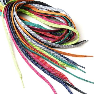 China Hot Selling 120cm Flat 47Inch 3M Reflective Shoelaces, Custom Multi Color 8mm Flat Glowing Lace, Sports Shoe Laces Factory for sale