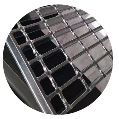 China Traditional Oil industry platform steel grating machine pressure welding galvanized steel grating for sale