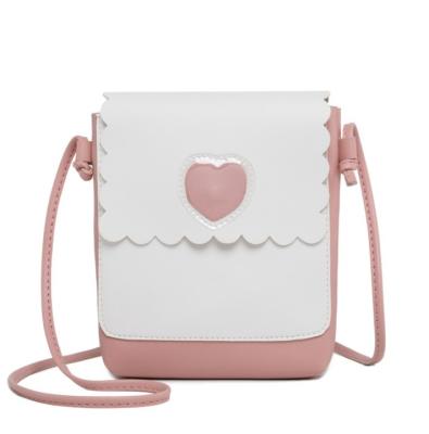 China Fashion PU Women Shoulder Bag Heart Messenger Bag For Teenager for sale