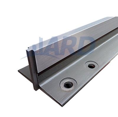 China Steel Rails 2021 Factory Price Customized Elevator Parts Guide Rail Accessories Size T90/B Fish Plate for sale