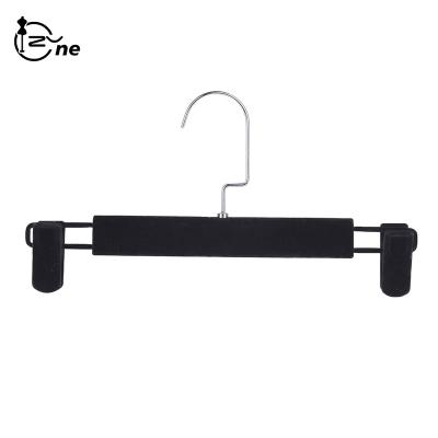 China Luxury Black Panty Hook Easy Home Eco-friendly Closet Organizer Non-Slip Assembled Hangers with Clips for sale