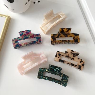 China Wholesale Fashion Acrylic Hair Accessories Acetate Tortoiseshell Leopard Hair Claw Clips for sale