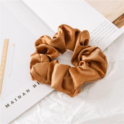 China Silk Satin Maker Made Fashionable Hair Scrunchies Big Hair Scrunchies Girl Scrunchies for sale